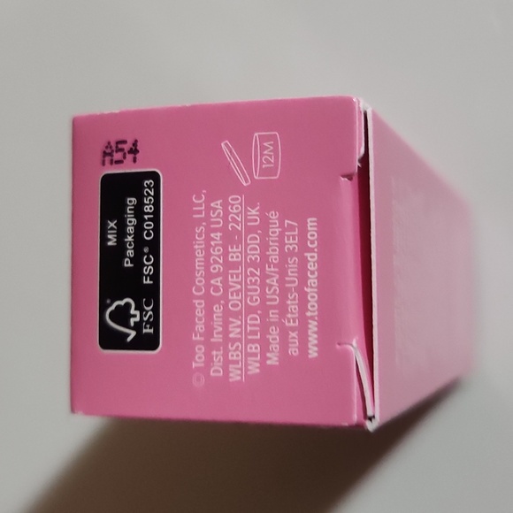 TOO FACED Rasberry Kissing Jelly Gloss Juicy Lip Oil/Gloss Hybrid - Picture 10 of 12